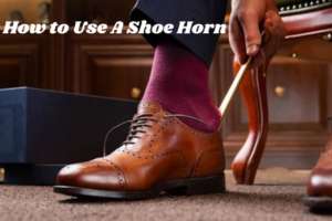 How to Use a Shoe Horn to Wear Your Shoes Safely - Foot Under